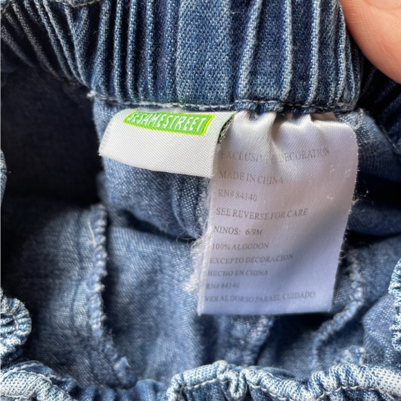 Sesame Street brand embroidered jeans - Picture 4 of 4